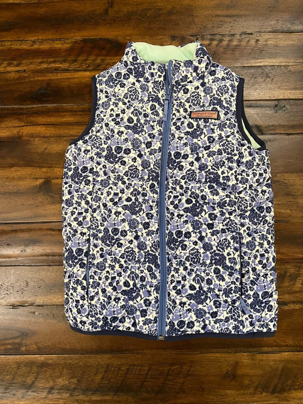 Vineyard Vines Girls' Navy and White Floral Quilted Vest